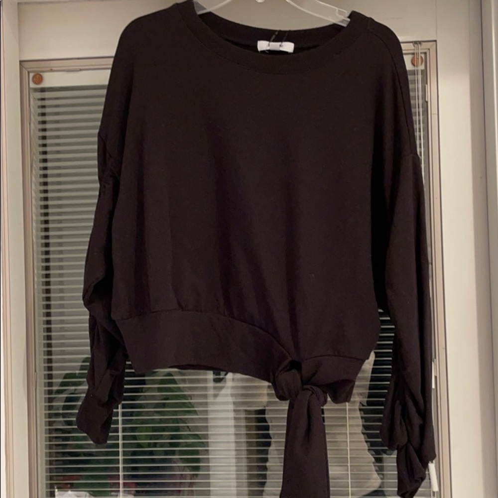 NWT Kensie Jeans black small sweatshirt